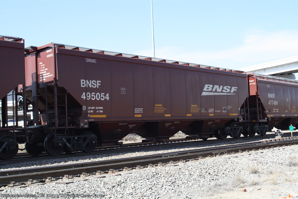 BNSF 495054